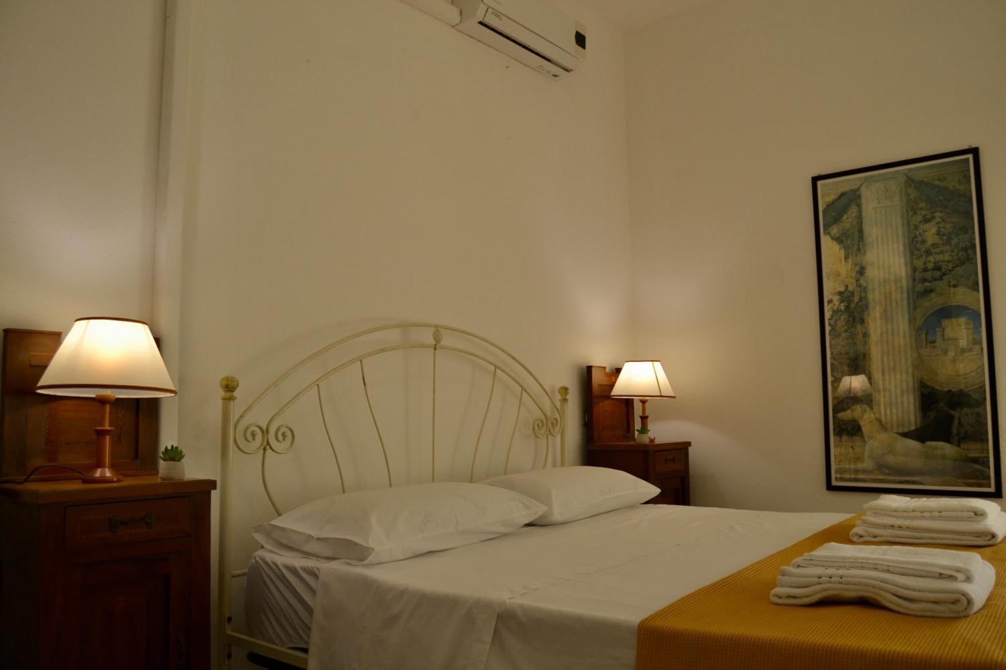 Kallistos Suites & Apartments Gallipoli Exterior photo