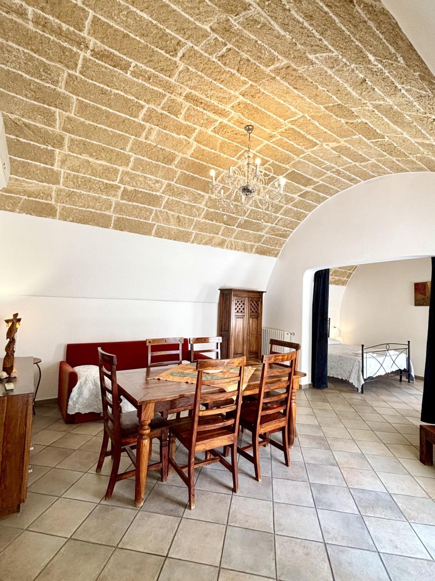 Kallistos Suites & Apartments Gallipoli Exterior photo